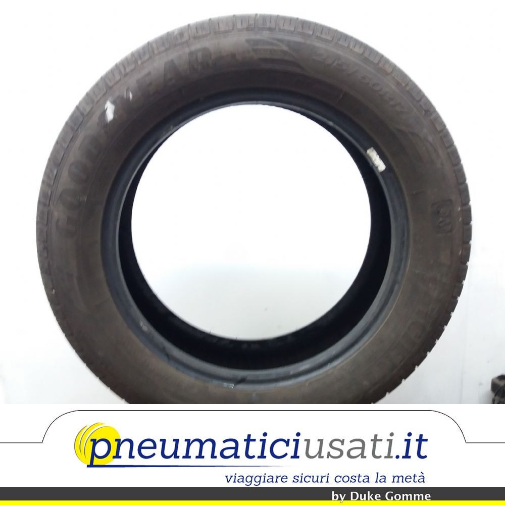 Goodyear 215 60 R17 96H EfficientGrip SUV Pneumatici Usati Estivo