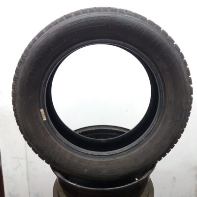 Kleber 185/60 R15 88T Krisalp HP 2 pneumatici usati Invernale