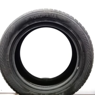 Yokohama 235/55 R19 101V W drive V902A pneumatici usati Invernale