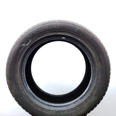 Yokohama 235/55 R17 103V W.drive V902A pneumatici usati Invernali