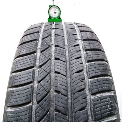 Momo 215/55 R17 98V NorthPole W2 pneumatici usati Invernali