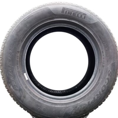 Pirelli 235/65 R17 108H Scorpion Winter pneumatici usati Invernali