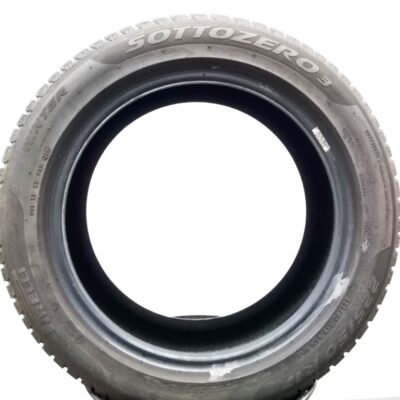 Pirelli 225/50 R17 94H Sottozero 3 Winter pneumatici usati Invernali