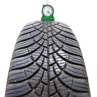 Goodyear 175/65 R15 88T Ultra Grip 9 pneumatici usati Invernali