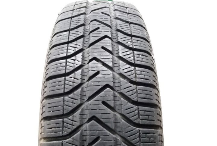 Pirelli 175/65 R15 84T SnowControl Serie 3 Winter 190 pneumatici usati Invernale