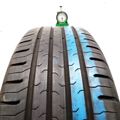 Continental 215/65 R17 99V ContiEcoContact 5 pneumatici usati Estive