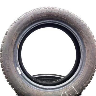 Pirelli 175/60 R15 81T SnowControl Serie 3 Winter 190 pneumatici usati Invernale