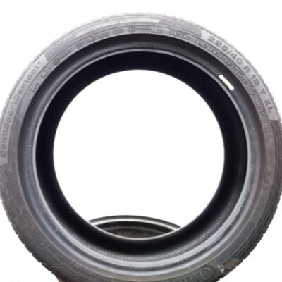 Continental 225/40 R18 92Y ContiSportContact 5 pneumatici usati Estive - immagine 3