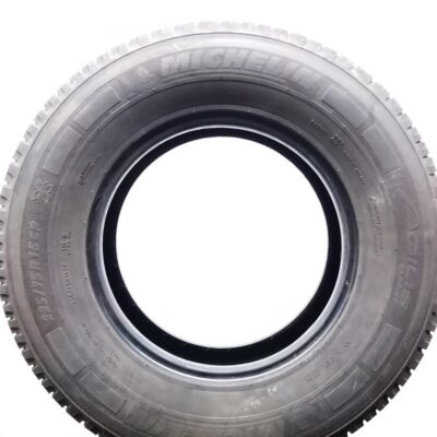 Michelin 225/75 R16 116Q Agilis Camping pneumatici usati Estive