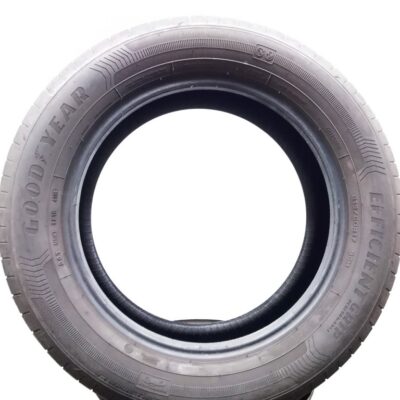 Goodyear 215/60 R17 96H Efficientgrip Performance pneumatici usati Estive