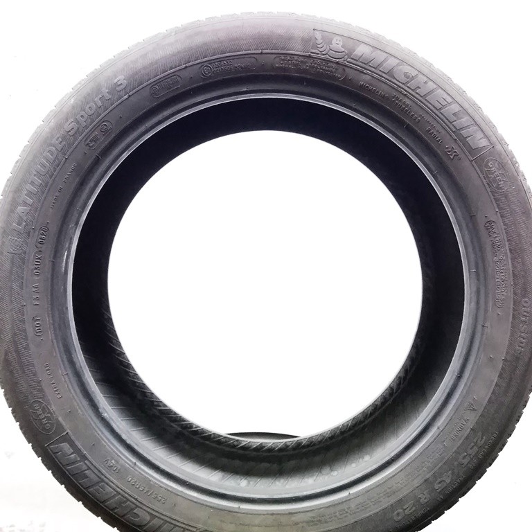 Michelin 255/45 R20 105V Latitude Sport 3 pneumatici usati Estive