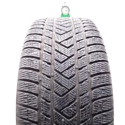 Pirelli 275/40 R21 107V Scorpion Winter pneumatici usati Invernale