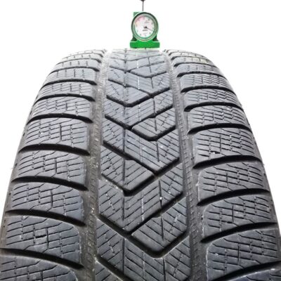 Pirelli 235/60 R18 103V Scorpion Winter pneumatici usati Invernale