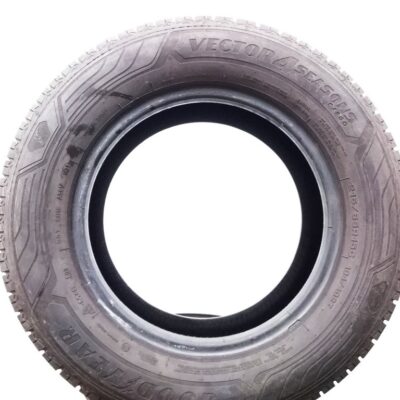 Goodyear 215/65 R15 104/102T Vector 4 Season pneumatici usati ALL SEASON