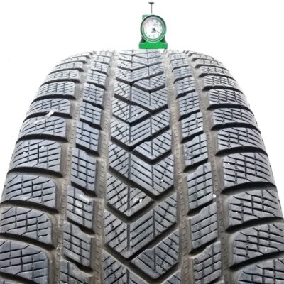 Pirelli 265/45 R20 108V Scorpion Winter pneumatici usati Invernale