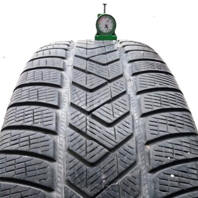 Pirelli 255/55 R20 110V Scorpion Winter pneumatici usati Invernale