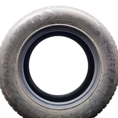 Goodyear 245/65 R17 107H UltraGrip + pneumatici usati Invernale