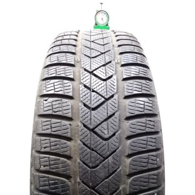 Pirelli 225/45 R19 96V Sottozero 3 Winter pneumatici usati Invernale
