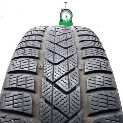 Pirelli 225/45 R19 96V Sottozero 3 Winter pneumatici usati Invernale