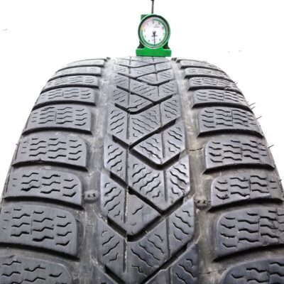 Pirelli 225/40 R19 93H Sottozero 3 Winter pneumatici usati Invernale