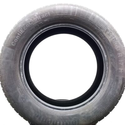 Continental 215/60 R17 96H ContiEcoContact 5 pneumatici usati Estive