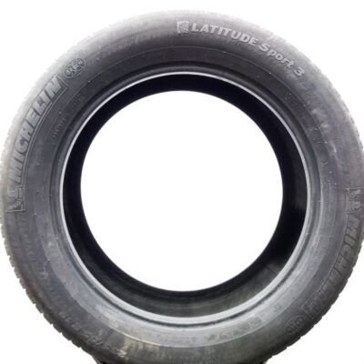 Michelin 235/55 R19 101V Latitude Sport 3 pneumatici usati Estive