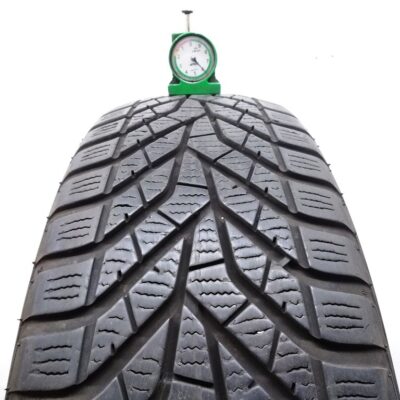 Yokohama 195/60 R16 89H BluEarth Winter V905 pneumatici usati Invernale