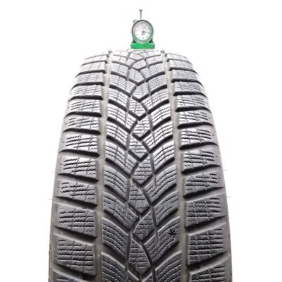 Goodyear 195/55 R20 95H Ultra Grip Performance pneumatici usati Invernale
