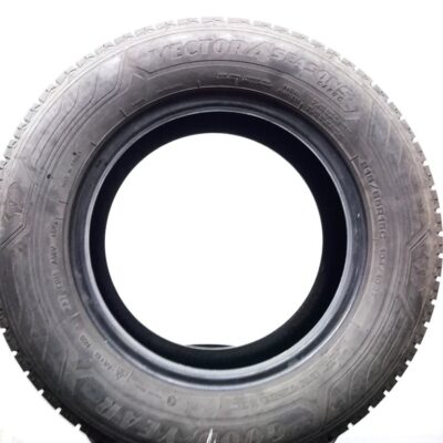 Goodyear 215/65 R15 104/102T Vector 4 Seasons CARGO pneumatici usati ALL SEASON