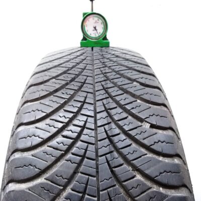 Goodyear 175/65 R14 82T Vector 4 Seasons Gen2 pneumatici usati ALL SEASON