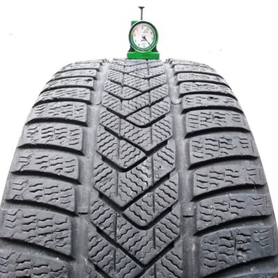 Pirelli 235/35 R20 92W Sottozero 3 Winter pneumatici usati Invernale