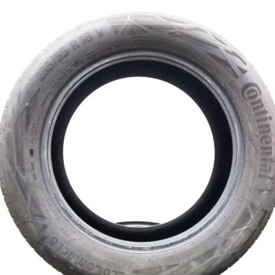 Continental 235/55 R18 100V EcoContact 6 pneumatici usati Estive