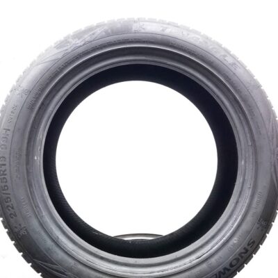 Triangle 225/55 R19 99H SnowLink TWT02 pneumatici usati Invernale