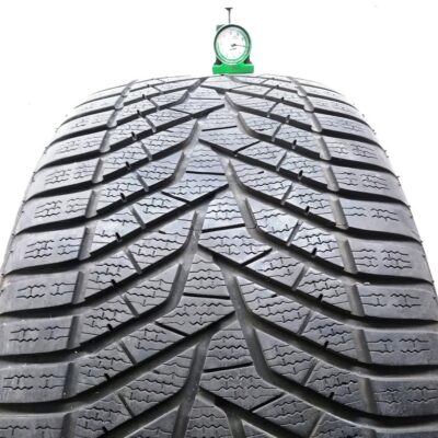 Yokohama 295/40 R21 111V BluEarth Winter V905 pneumatici usati Invernale