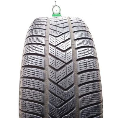 Pirelli 235/60 R18 107H Scorpion Winter pneumatici usati Invernale