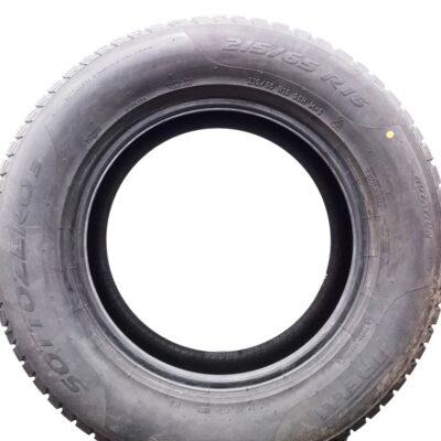 Pirelli 215/65 R16 98H Sottozero 3 Winter pneumatici usati Invernale