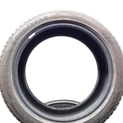 Goodyear 235/45 R19 99V Ultra Grip Performance pneumatici usati Invernale