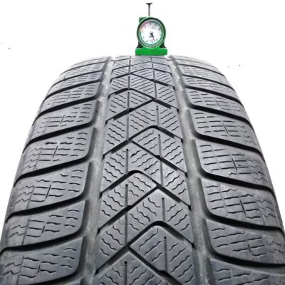 Pirelli 245/50 R19 105V Sottozero 3 Winter pneumatici usati Invernale