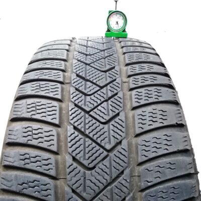 Pirelli 245/45 R19 102V Sottozero 3 Winter pneumatici usati Invernale
