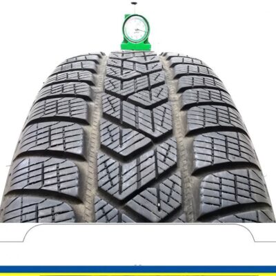 Pirelli 225/55 R19 99H Scorpion Winter pneumatici usati Invernale