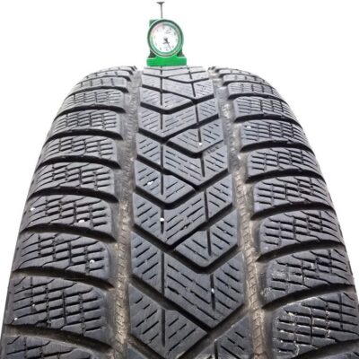 Pirelli 235/60 R18 103V Scorpion Winter pneumatici usati Invernale