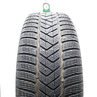Pirelli 235/60 R18 103V Scorpion Winter pneumatici usati Invernale