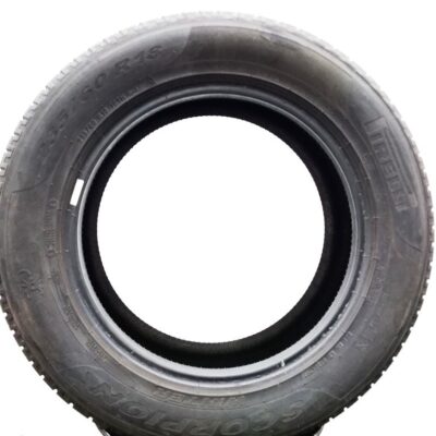 Pirelli 235/60 R18 103V Scorpion Winter pneumatici usati Invernale