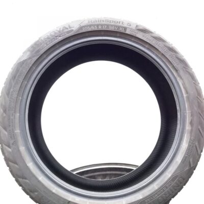 Uniroyal 205/45 R17 88V Rain Sport 5 pneumatici usati Estive