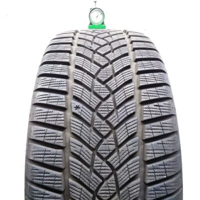 Goodyear 235/40 R19 96V UltraGrip Performance pneumatici usati Invernale