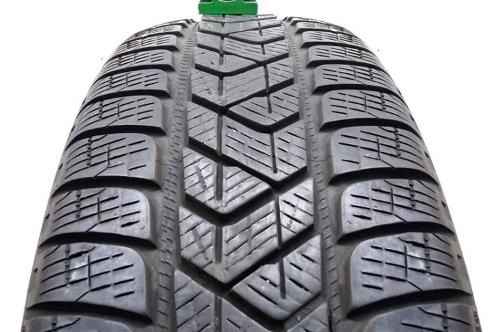 Pirelli 215/65 R17 99H Scorpion Winter pneumatici usati Invernale