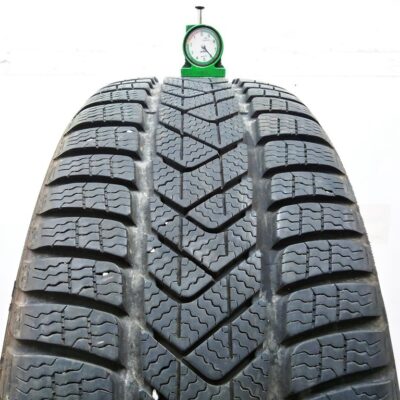 Pirelli 225/55 R17 101V Sottozero 3 Winter pneumatici usati Invernale