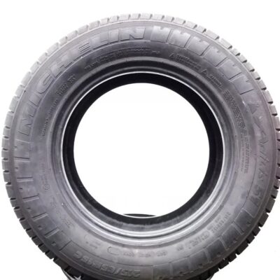 Michelin 215/65 R16 104/102T Agilis 51 pneumatici usati Estive