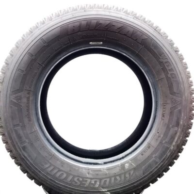 Bridgestone 225/65 R16 112/110R Blizzak W810 pneumatici usati Invernale