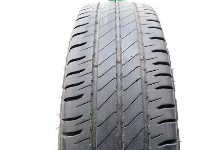 Michelin 195/75 R16 107/105R Agilis 3 pneumatici usati Estive